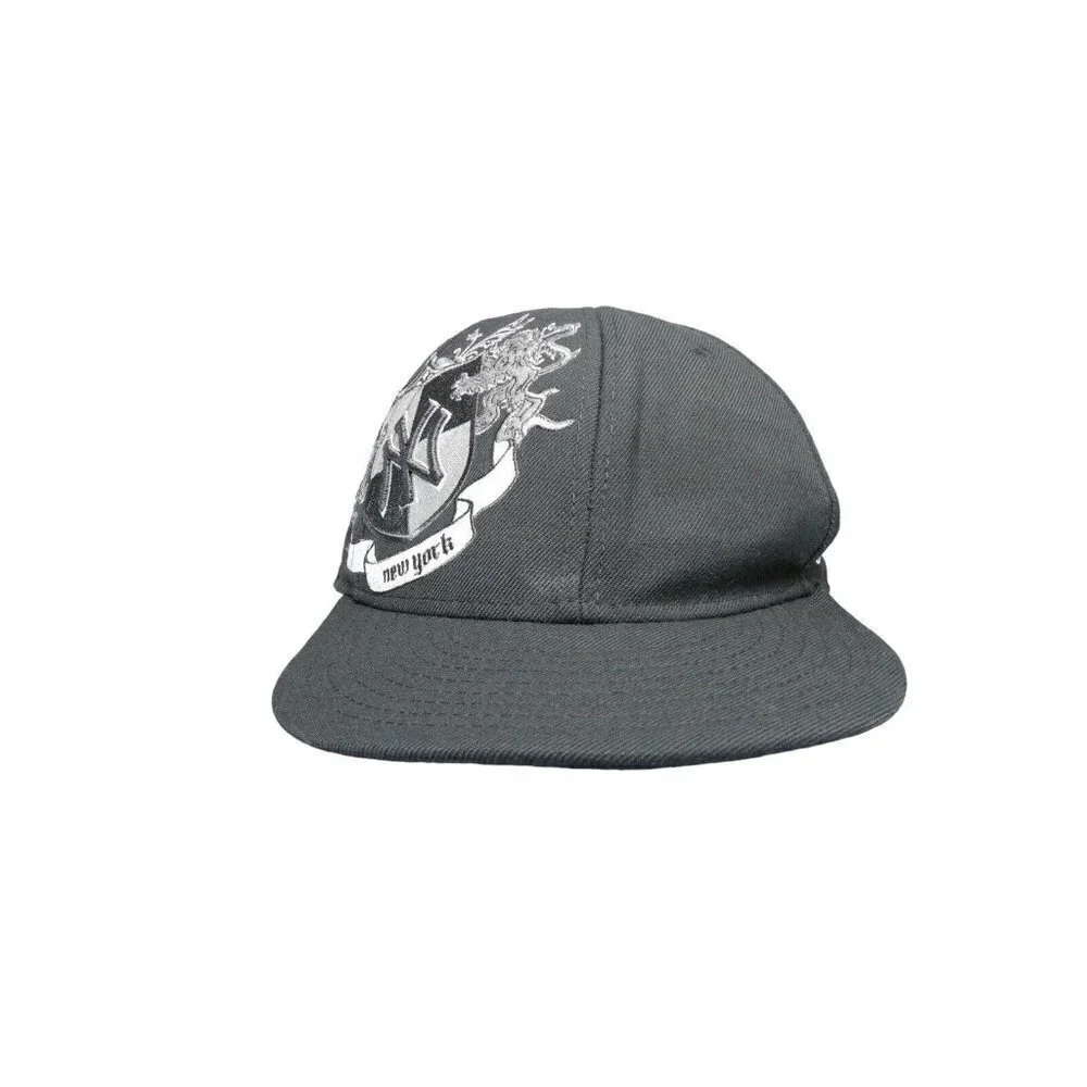 New Era New York Yankees Dark Grey Family‎ Crest Logo Hat 59Fifty Fitted 7 5/8